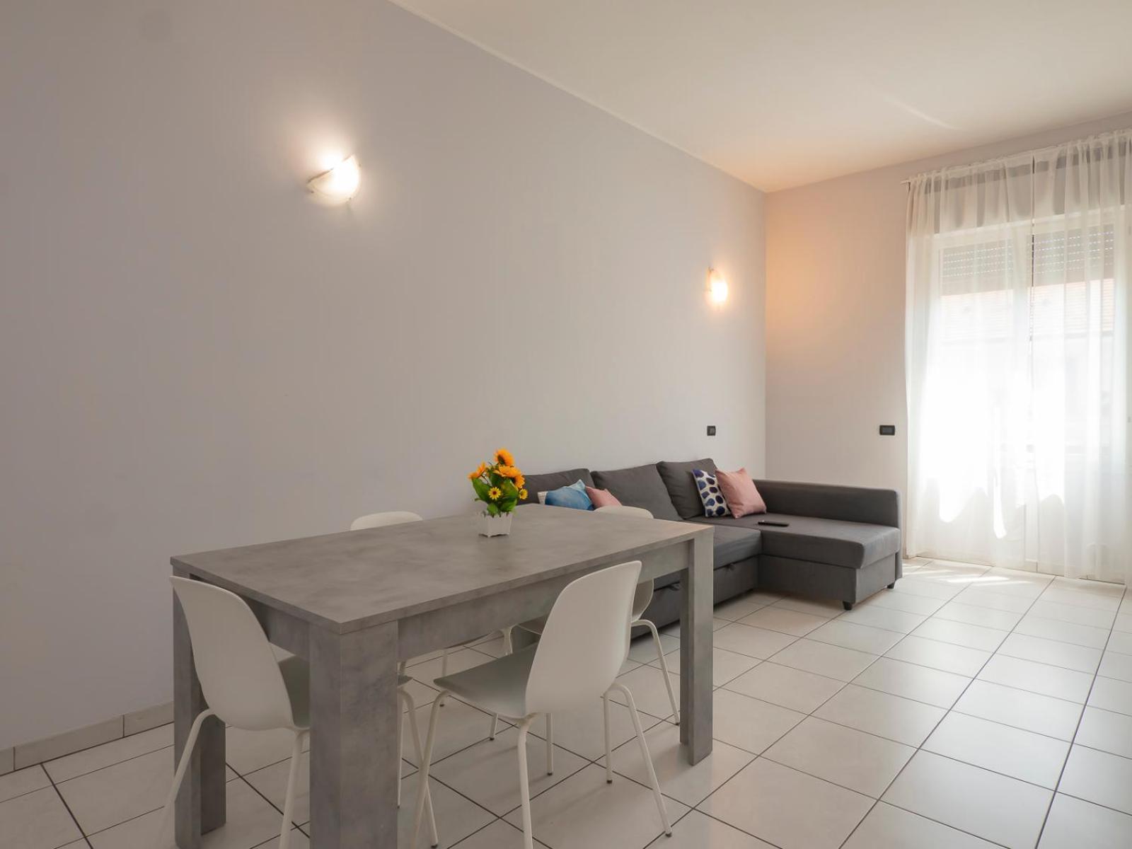 Xenia - Lovely In Citta Studi Apartment